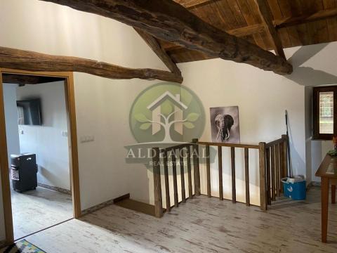 Complejo rural con licencia turística en aldea gallega - hogar, negocio y naturaleza en perfecta armonía ?
