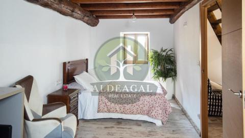 Complejo rural con licencia turística en aldea gallega - hogar, negocio y naturaleza en perfecta armonía ?