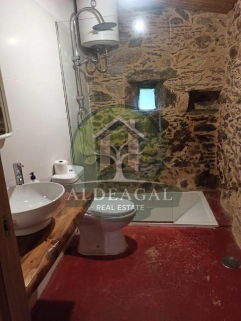 Complejo rural con licencia turística en aldea gallega - hogar, negocio y naturaleza en perfecta armonía ?
