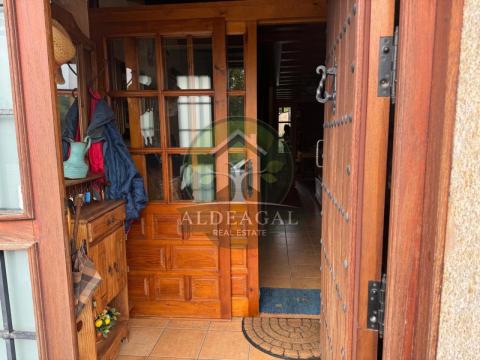 Encantadora casa de piedra restaurada en Pacios (Begonte, Lugo)
